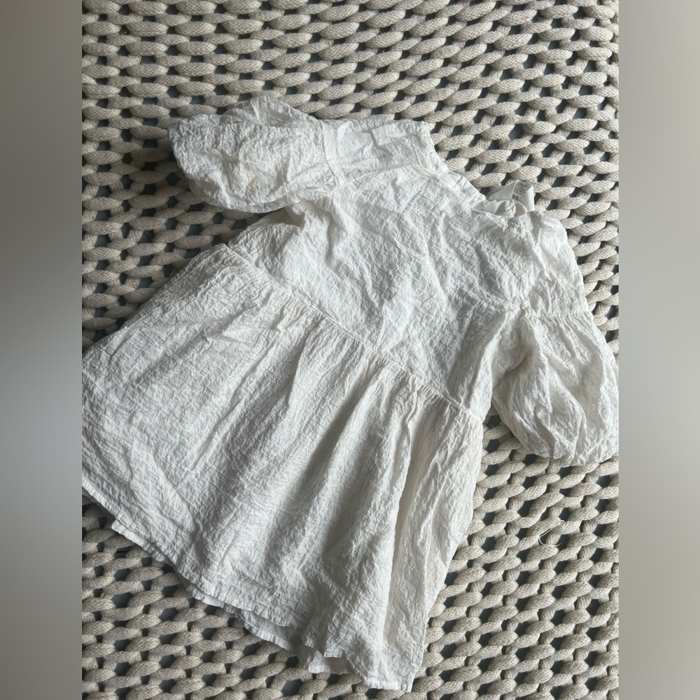 H&M 3T girls cream dress